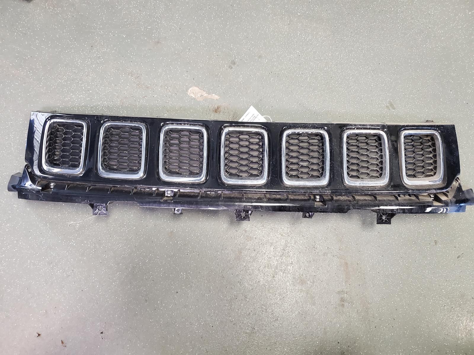 Grille for Jeep vehicles