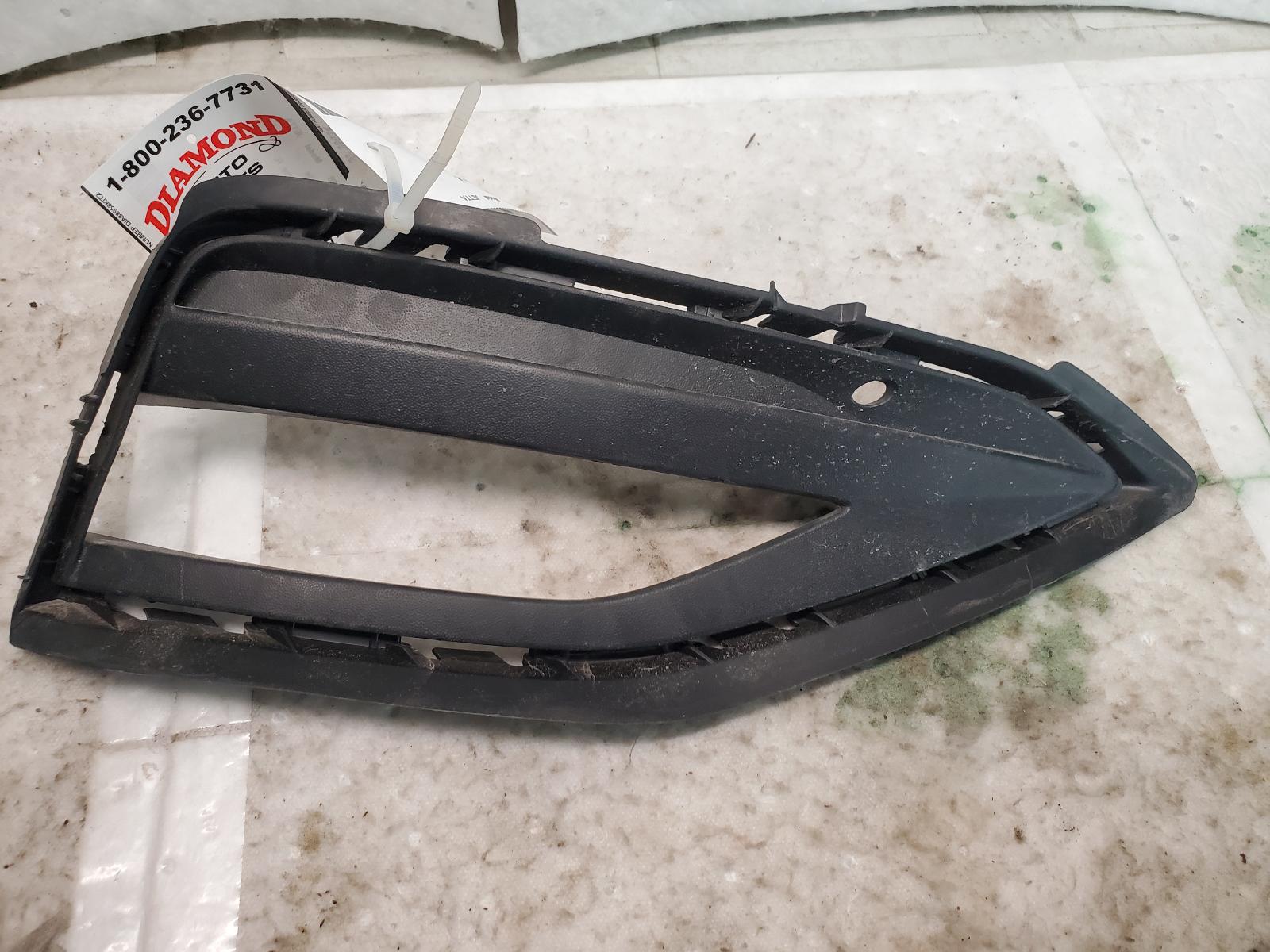 Grille for Volkswagen vehicles