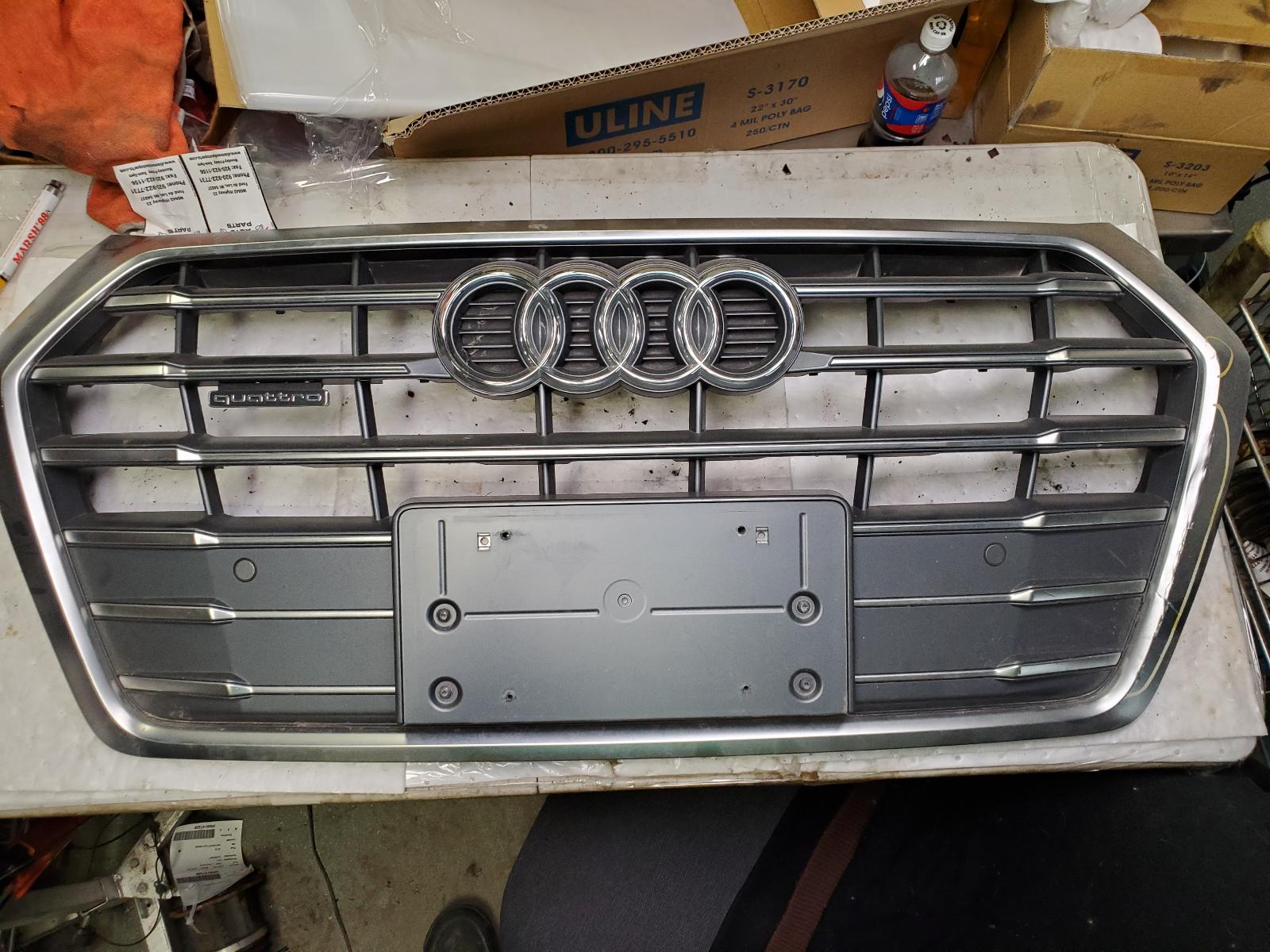 Grille for Audi vehicles