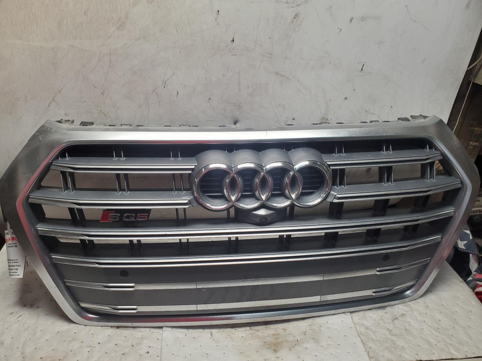 Grille for Audi vehicles