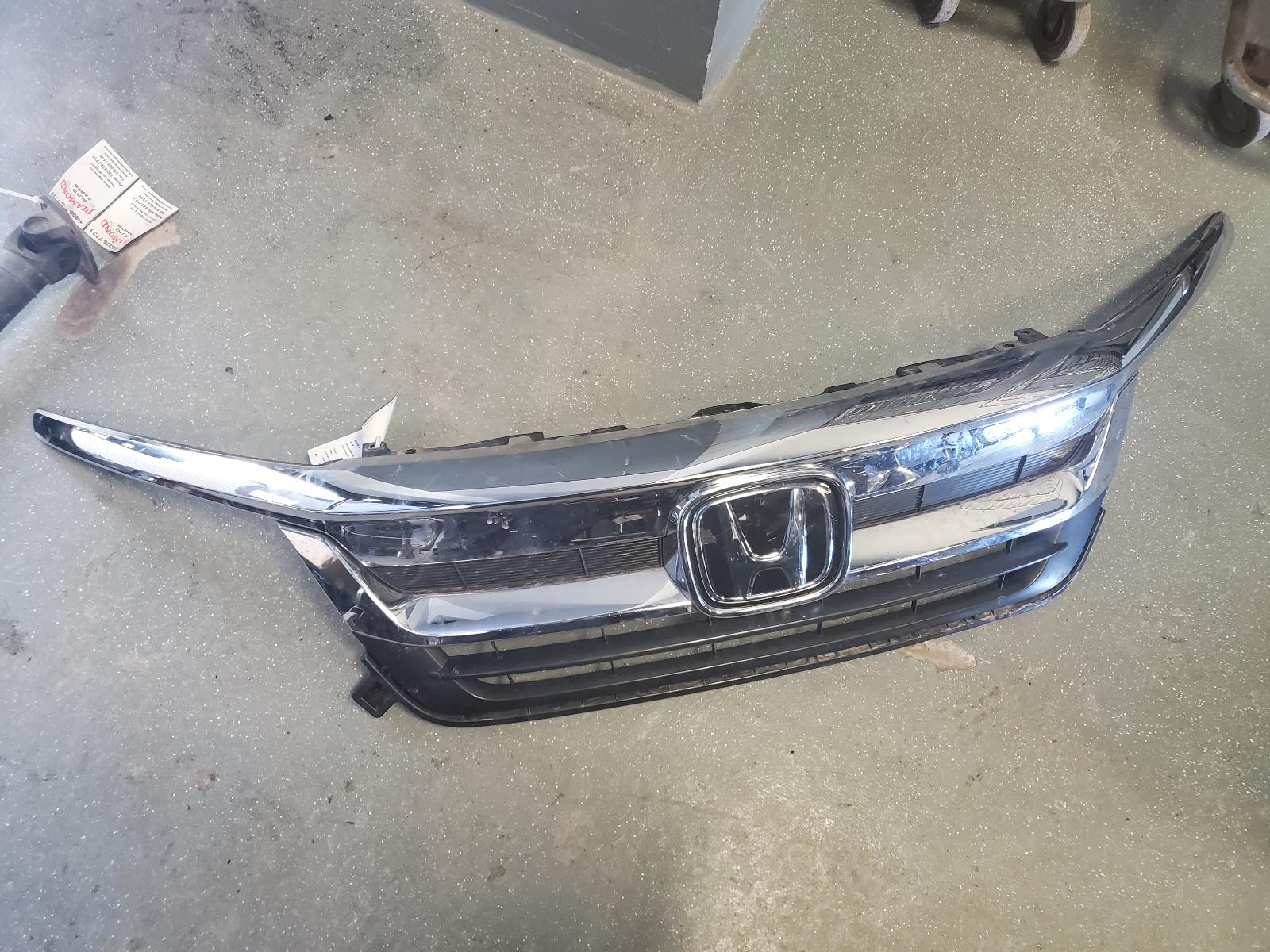 Grille for Honda vehicles