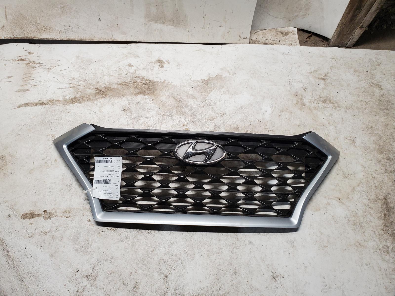 Grille for Hyundai vehicles