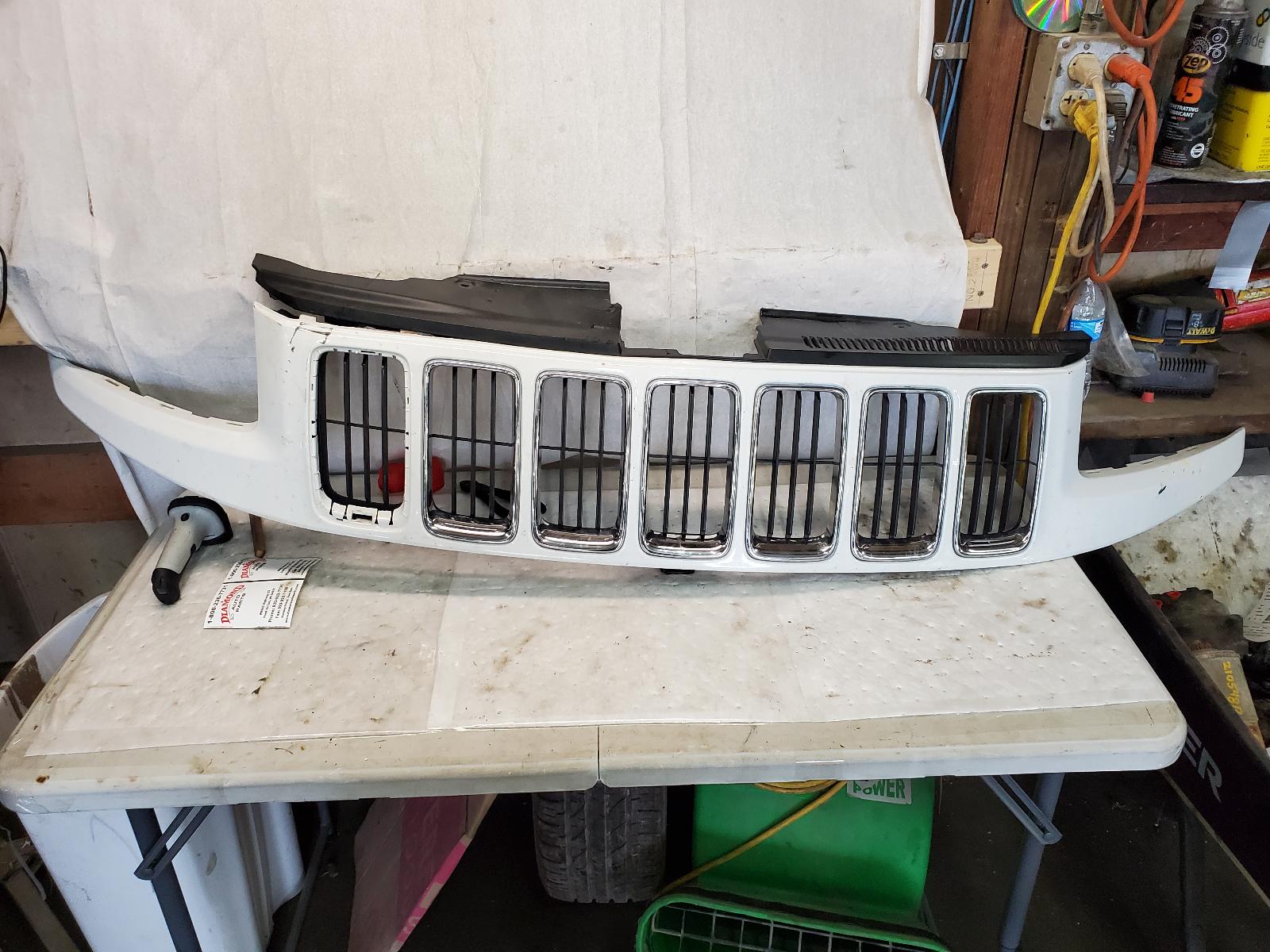 Grille for Jeep vehicles