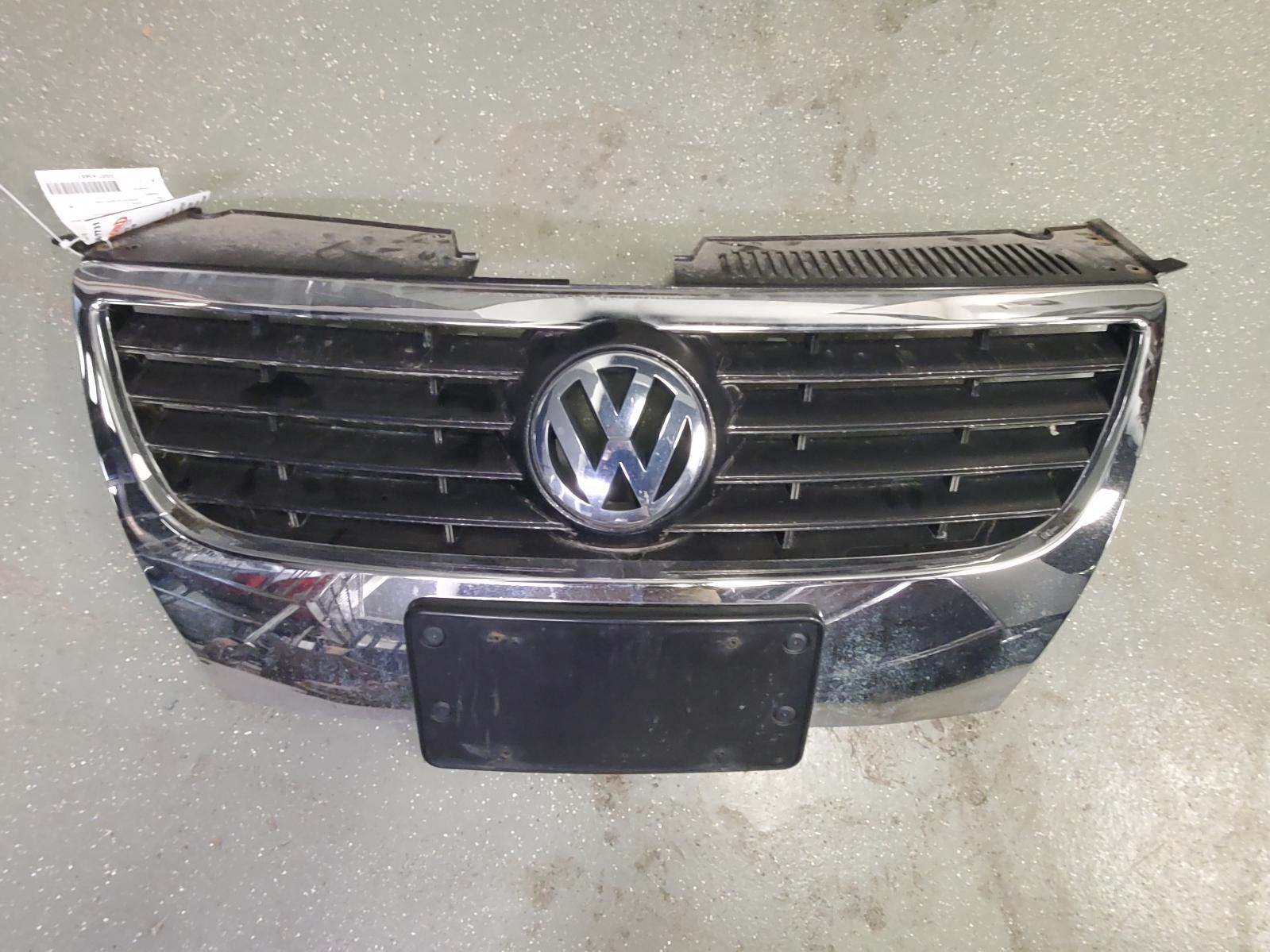 Grille for Volkswagen vehicles