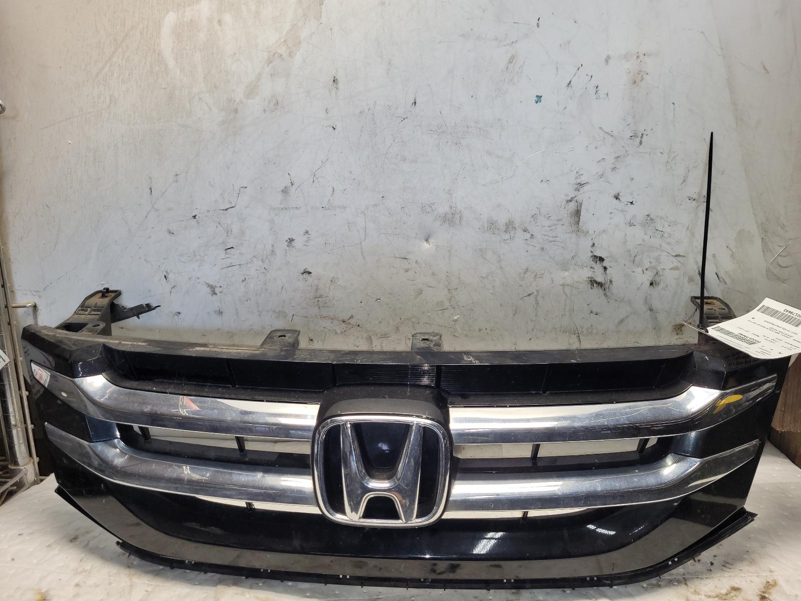 Grille for Honda vehicles