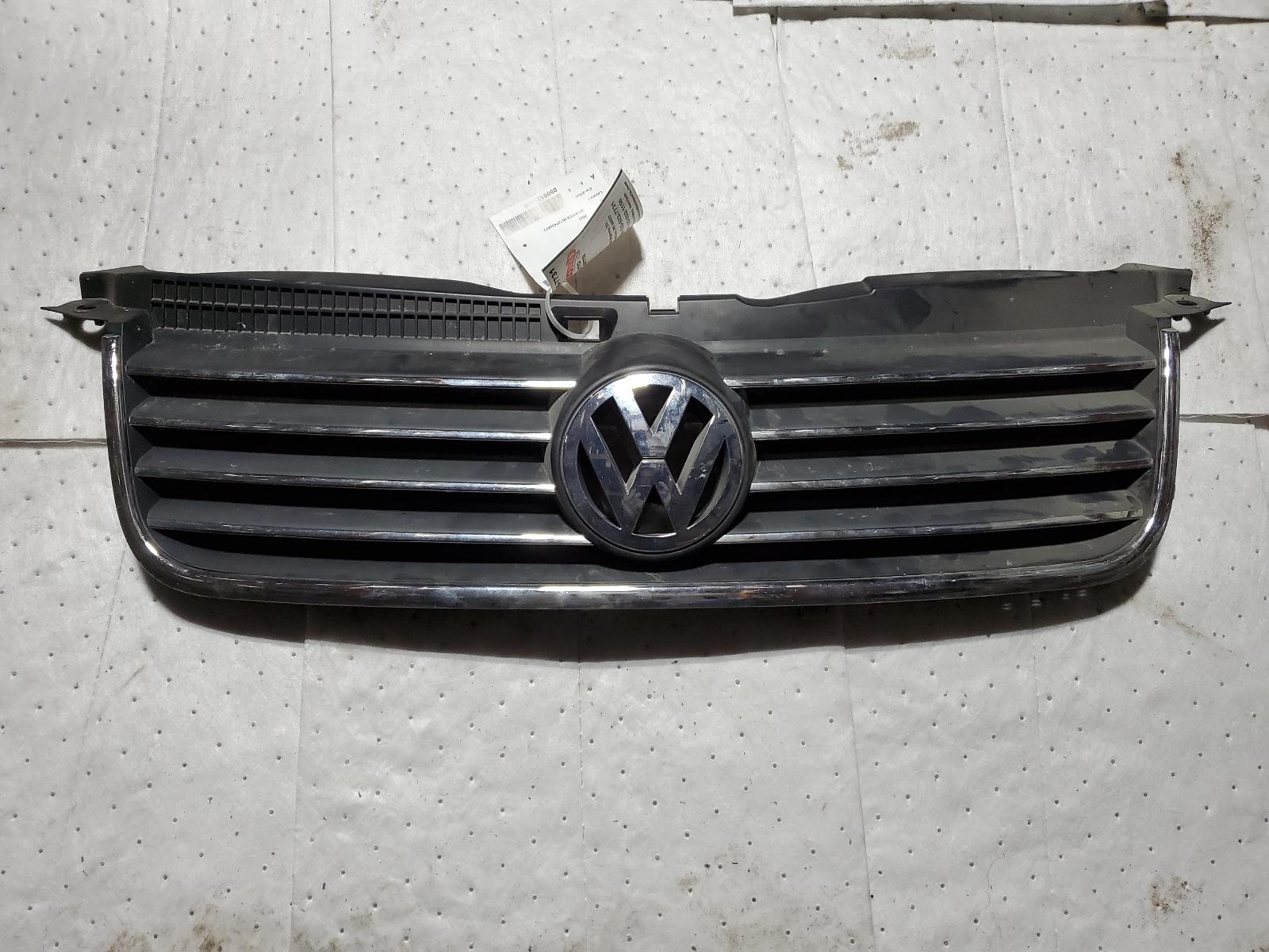 Grille for Volkswagen vehicles