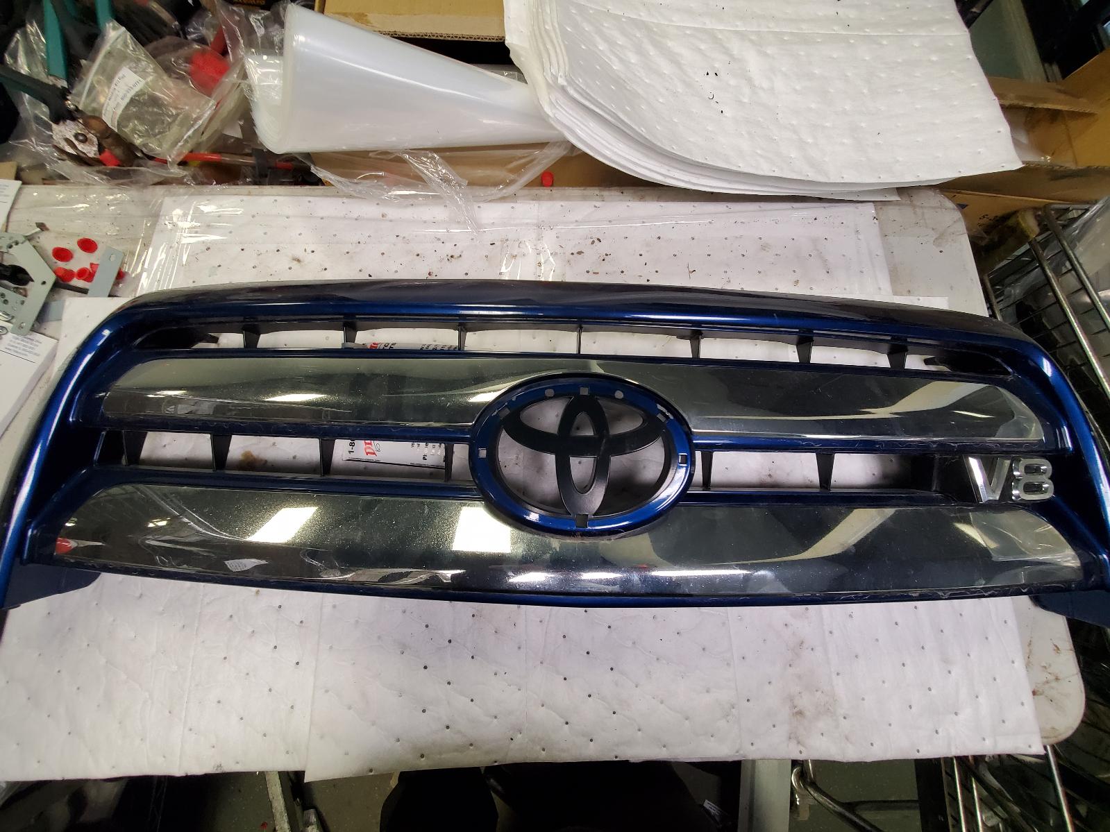Grille for Toyota vehicles