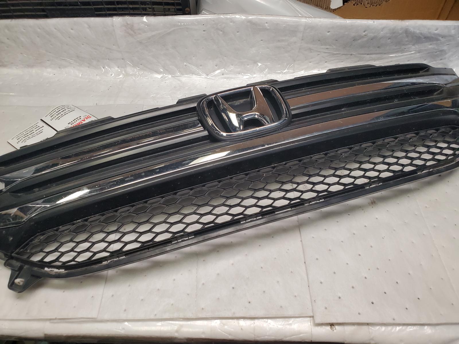 Grille for Honda vehicles