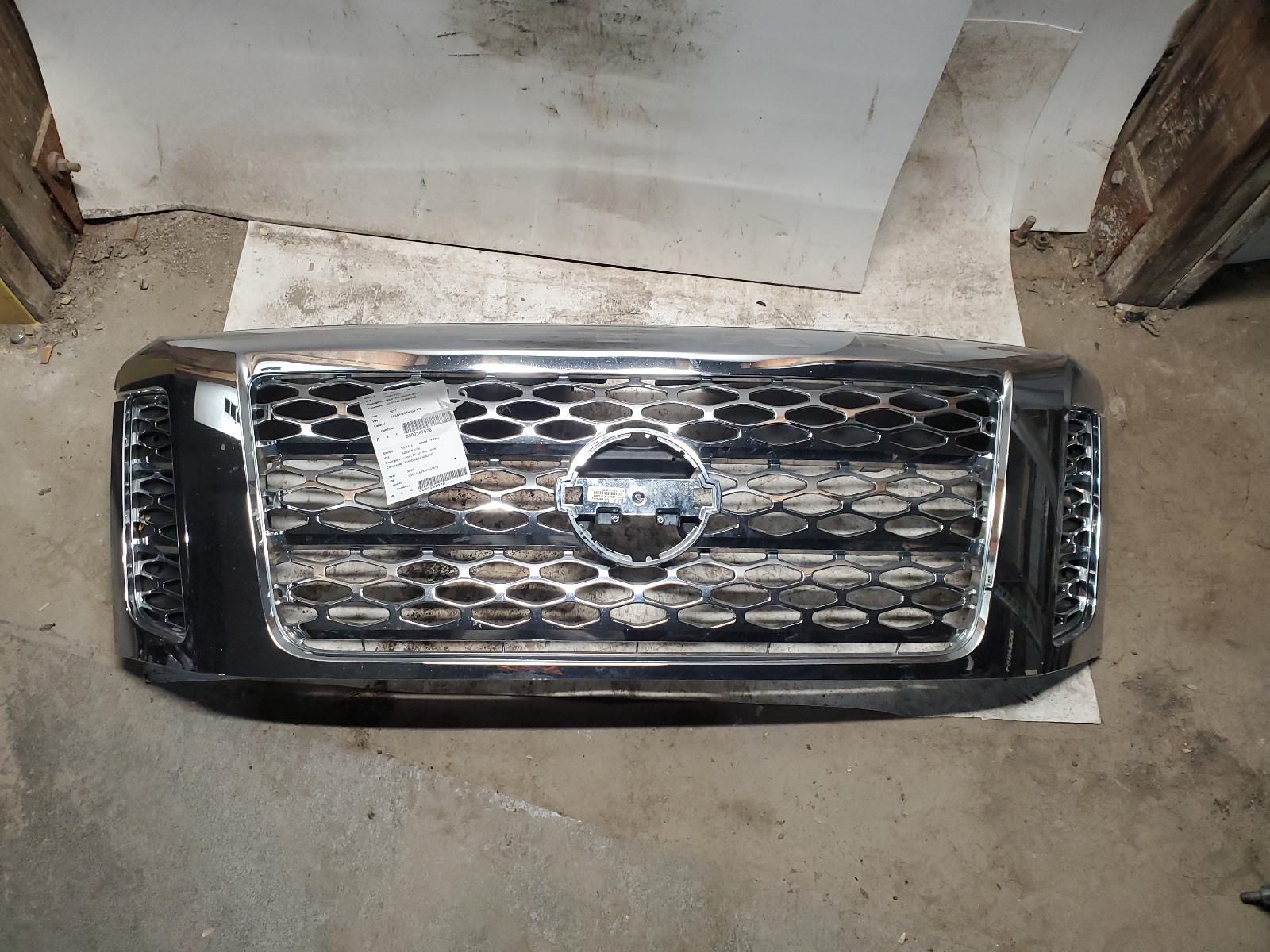 Grille for Nissan vehicles