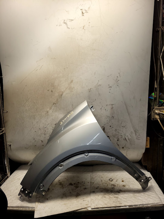Fender for Nissan vehicles