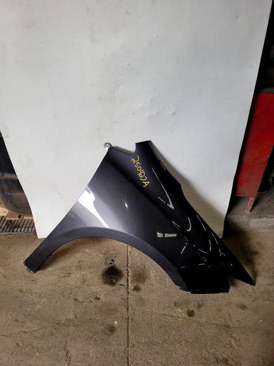 Fender for Chrysler vehicles