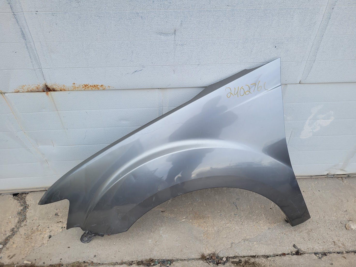 Fender for Mitsubishi vehicles