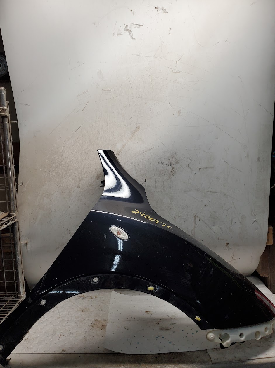Fender for Nissan vehicles
