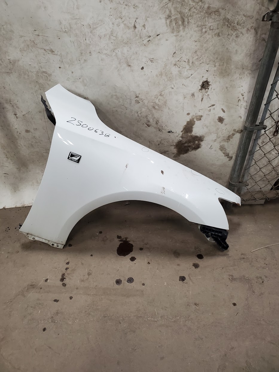 Fender for Lexus vehicles