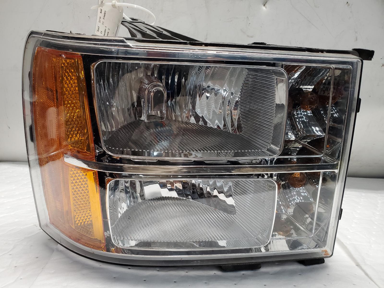 Headlight Assembly for GMC vehicles