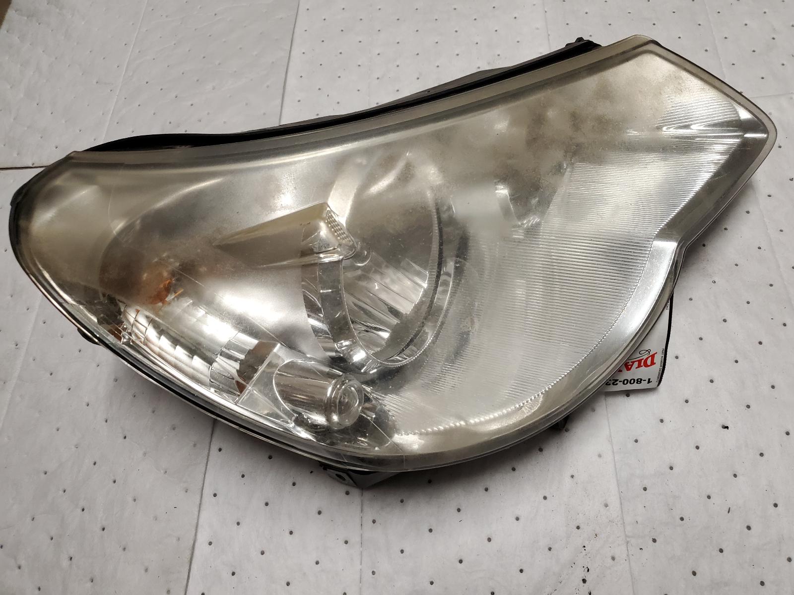 Headlight Assembly for Chrysler vehicles