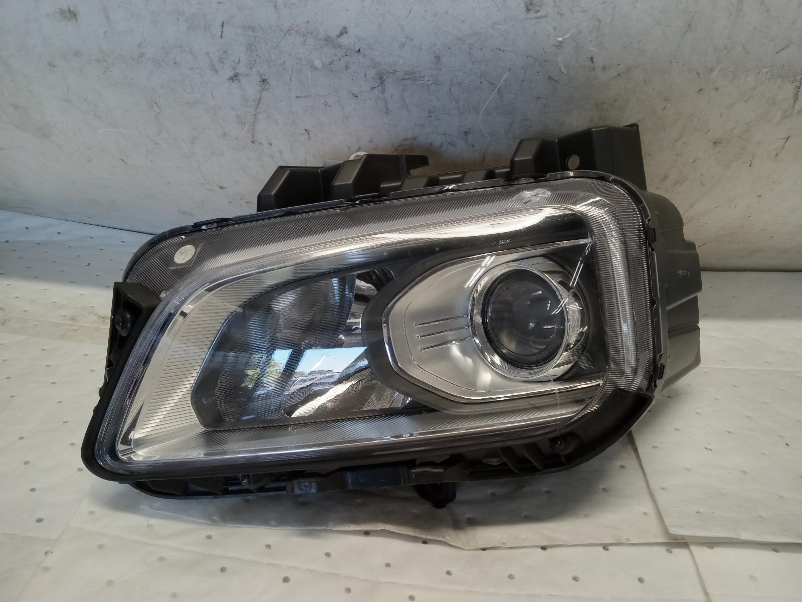 Headlight Assembly for Hyundai vehicles