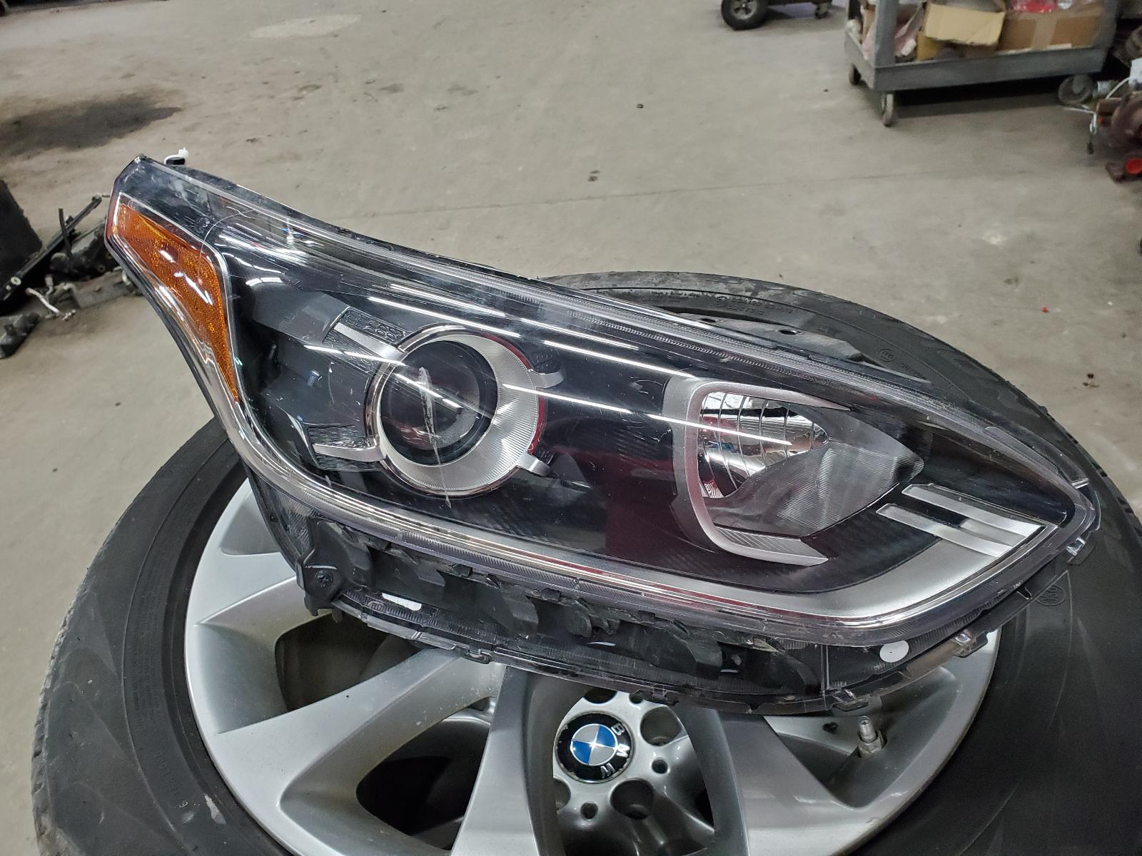 Headlight Assembly for Kia vehicles