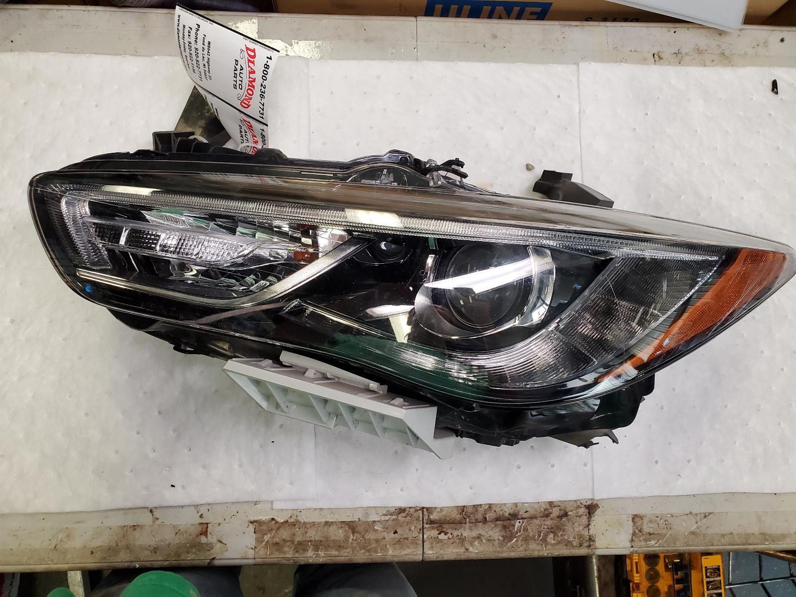 Headlight Assembly for Infiniti vehicles