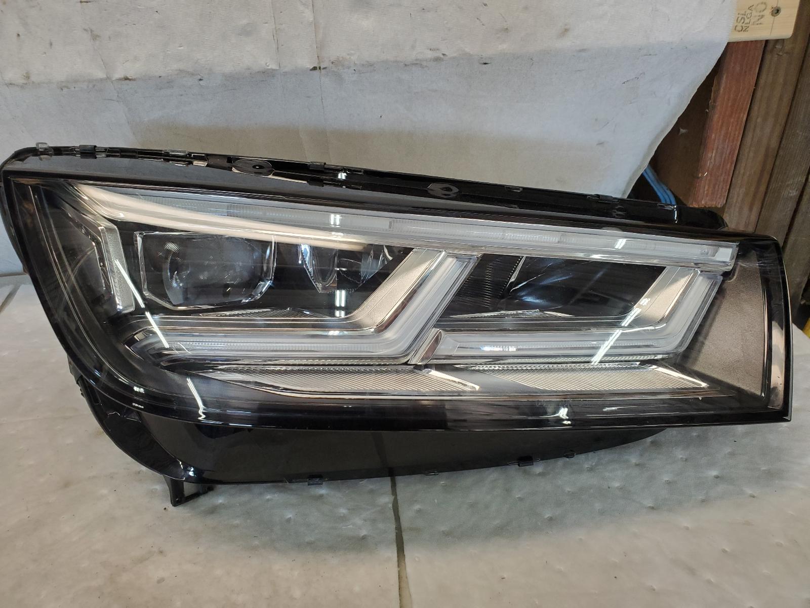 Headlight Assembly for Audi vehicles