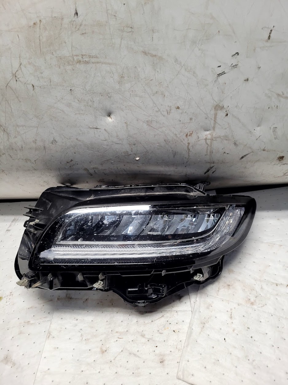 Headlight Assembly for Lincoln vehicles