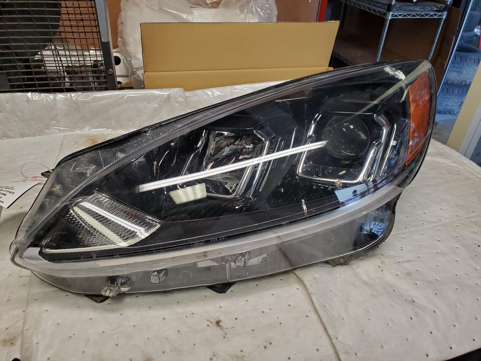 Headlight Assembly for Ford vehicles