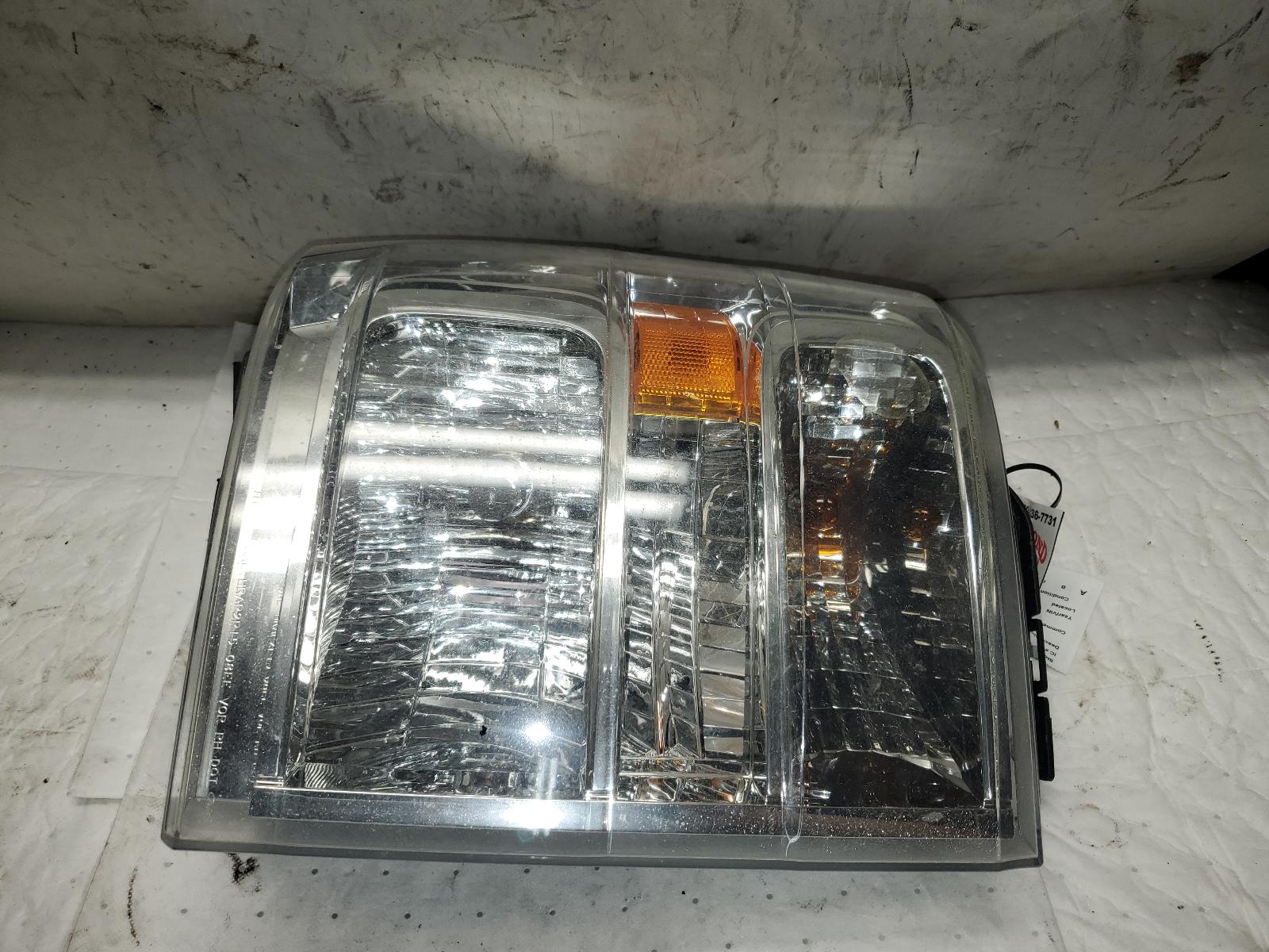 Headlight Assembly for Ford vehicles