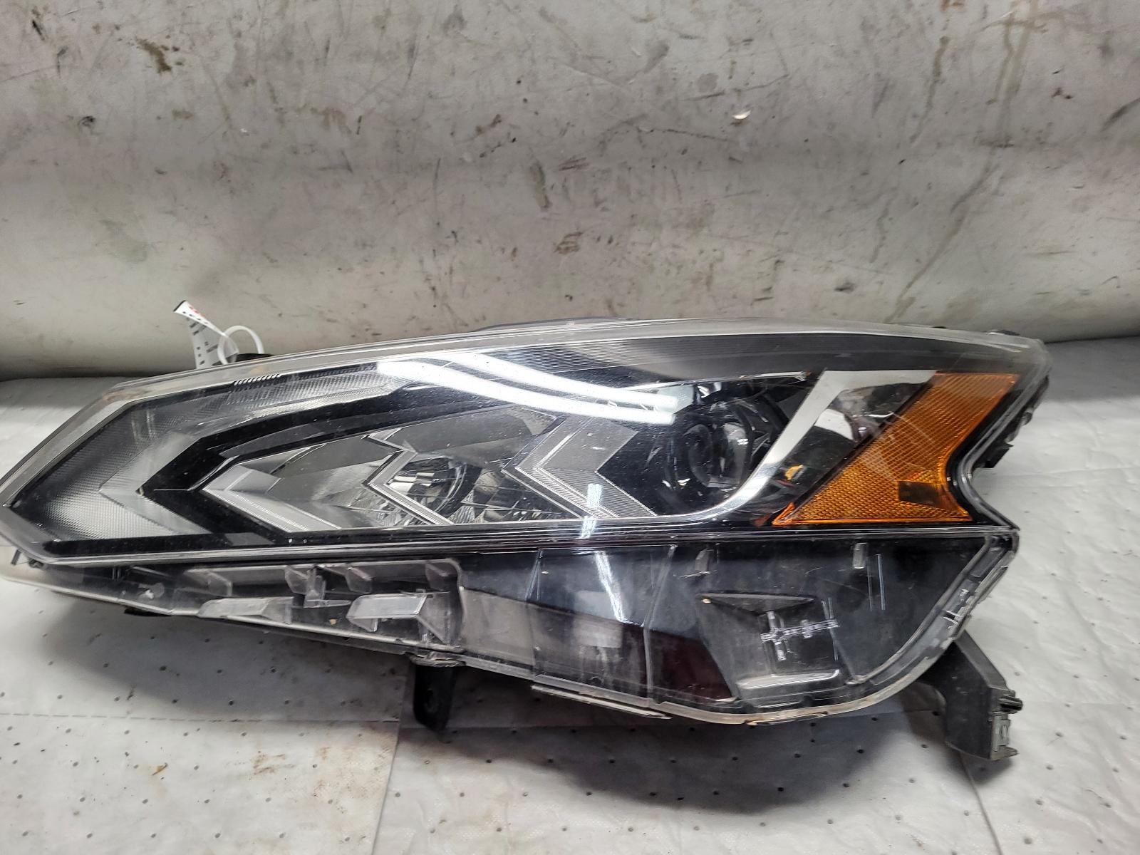 Headlight Assembly for Nissan vehicles