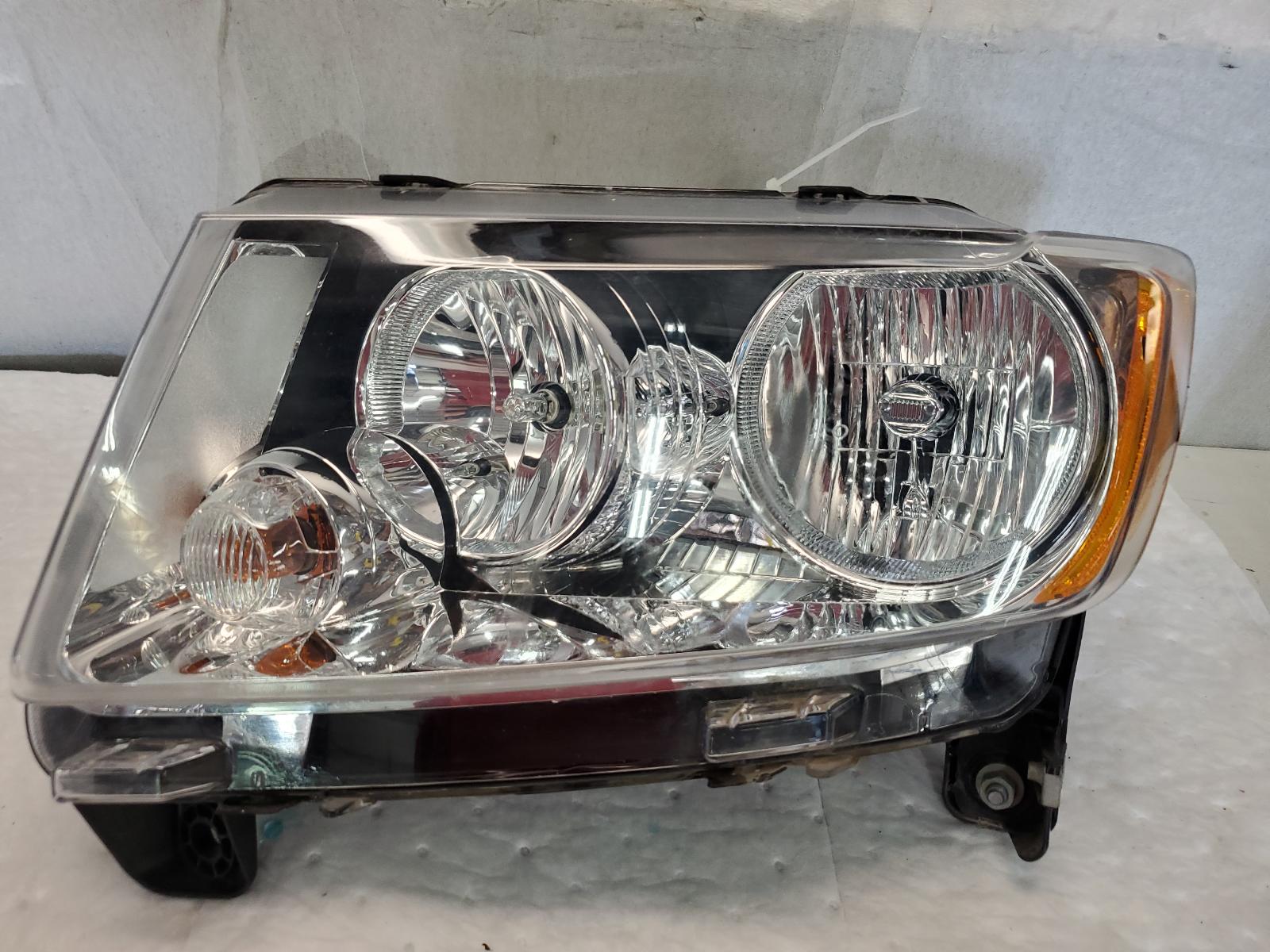 Headlight Assembly for Jeep vehicles