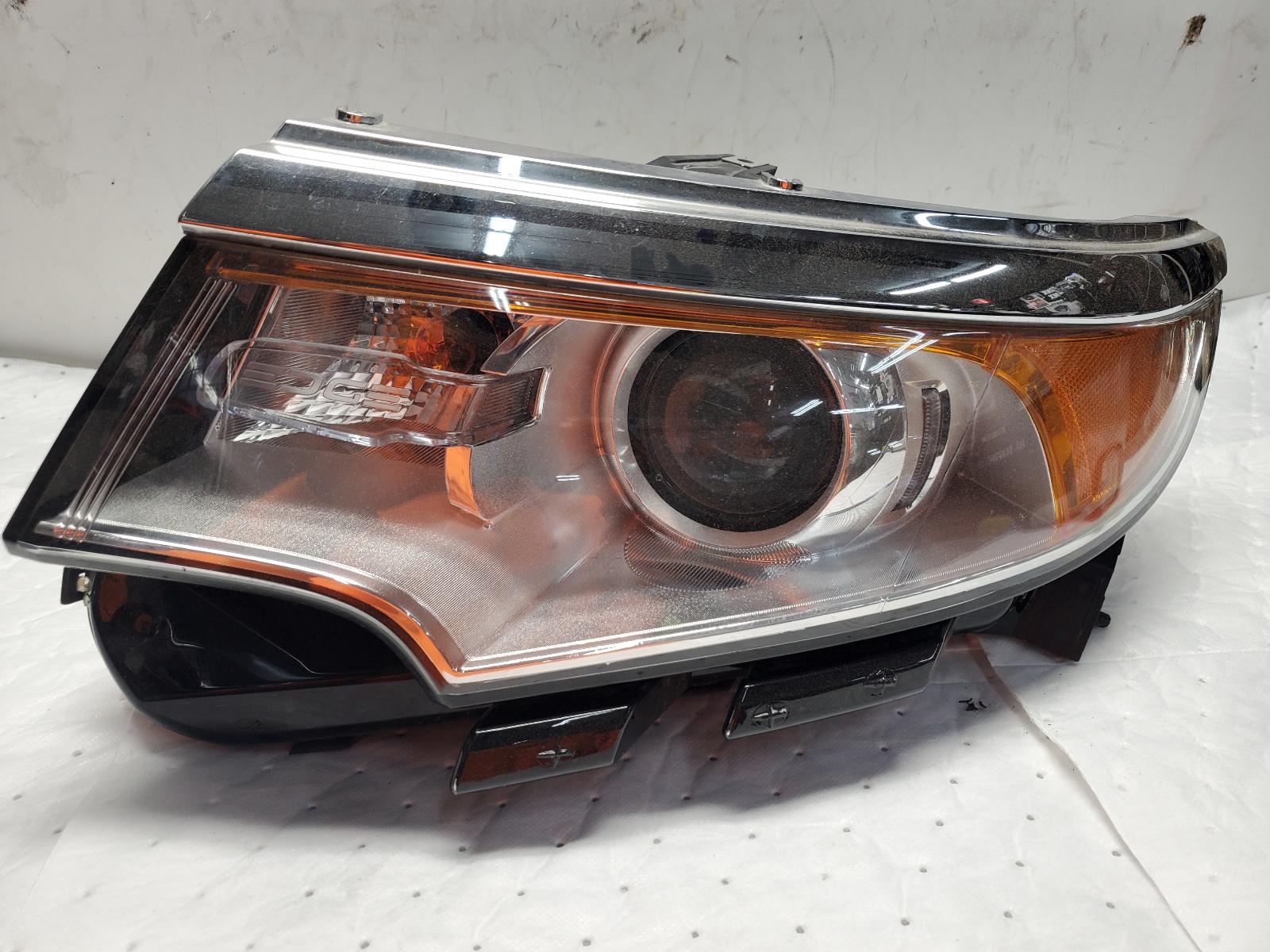 Headlight Assembly for Ford vehicles