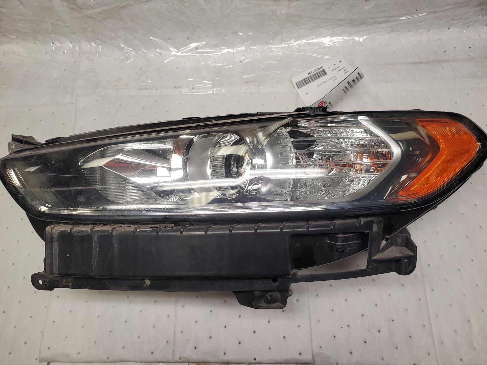 Headlight Assembly for Ford vehicles