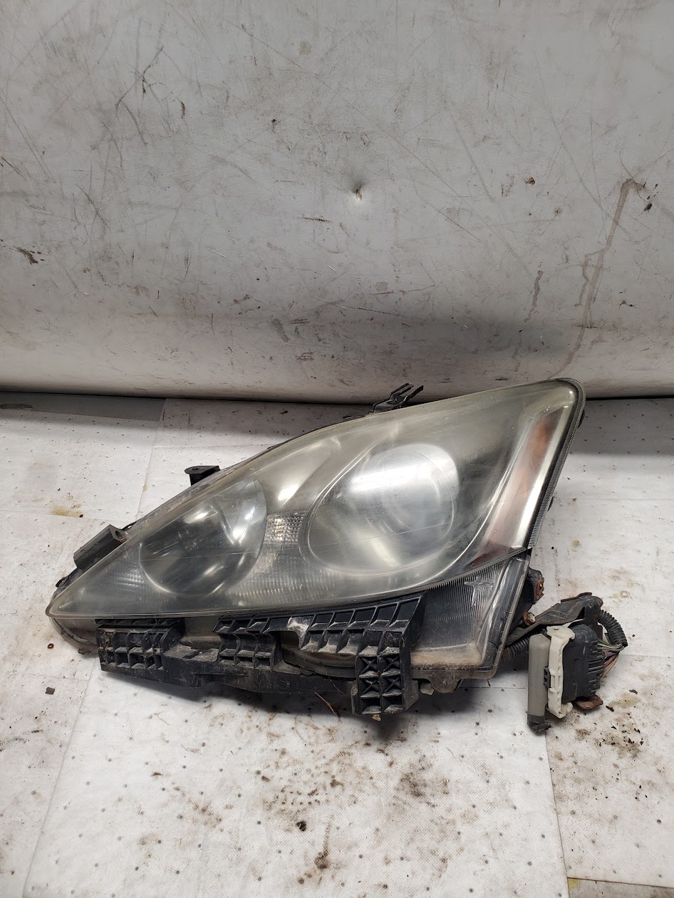 Headlight Assembly for Lexus vehicles