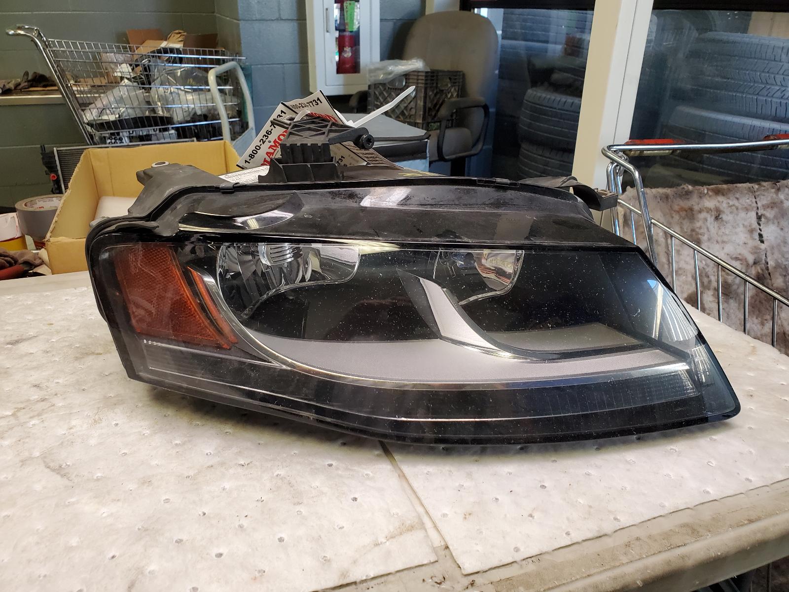 Headlight Assembly for Audi vehicles