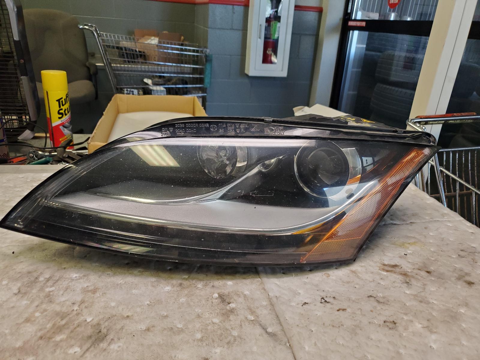 Headlight Assembly for Audi vehicles