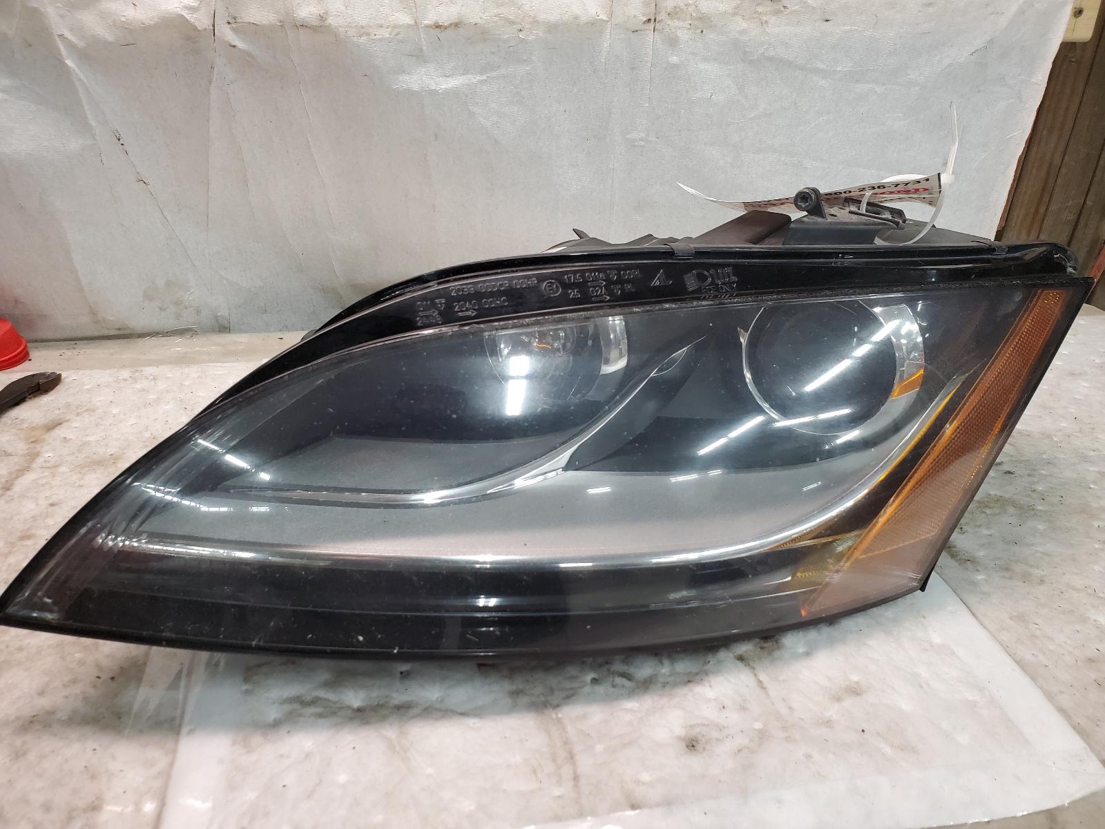 Headlight Assembly for Audi vehicles
