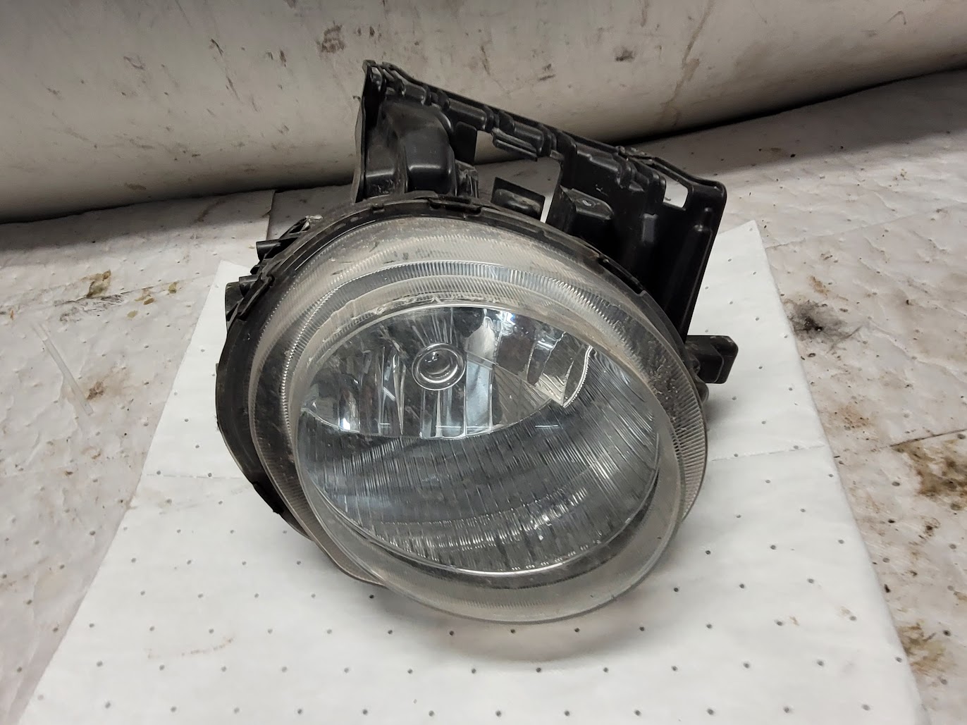 Headlight Assembly for Nissan vehicles