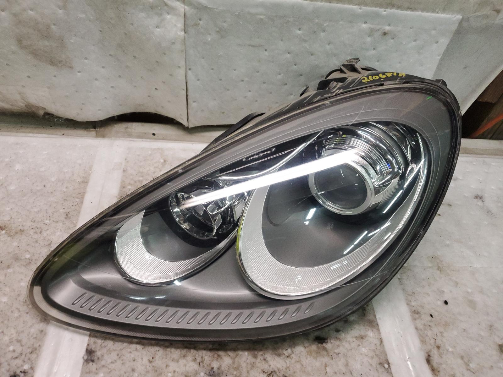 Headlight Assembly for Porsche vehicles