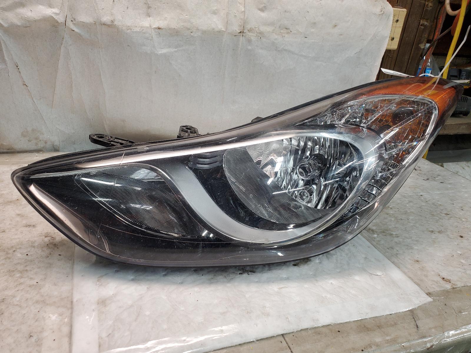 Headlight Assembly for Hyundai vehicles