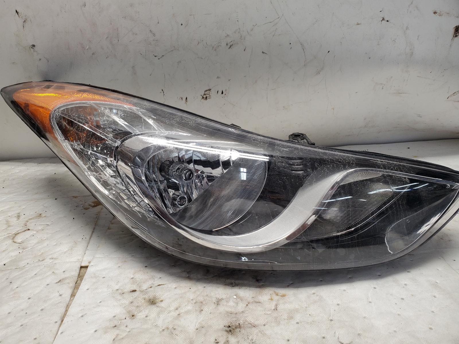 Headlight Assembly for Hyundai vehicles