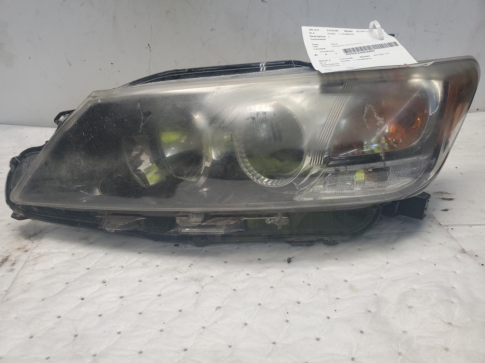 Headlight Assembly for Scion vehicles