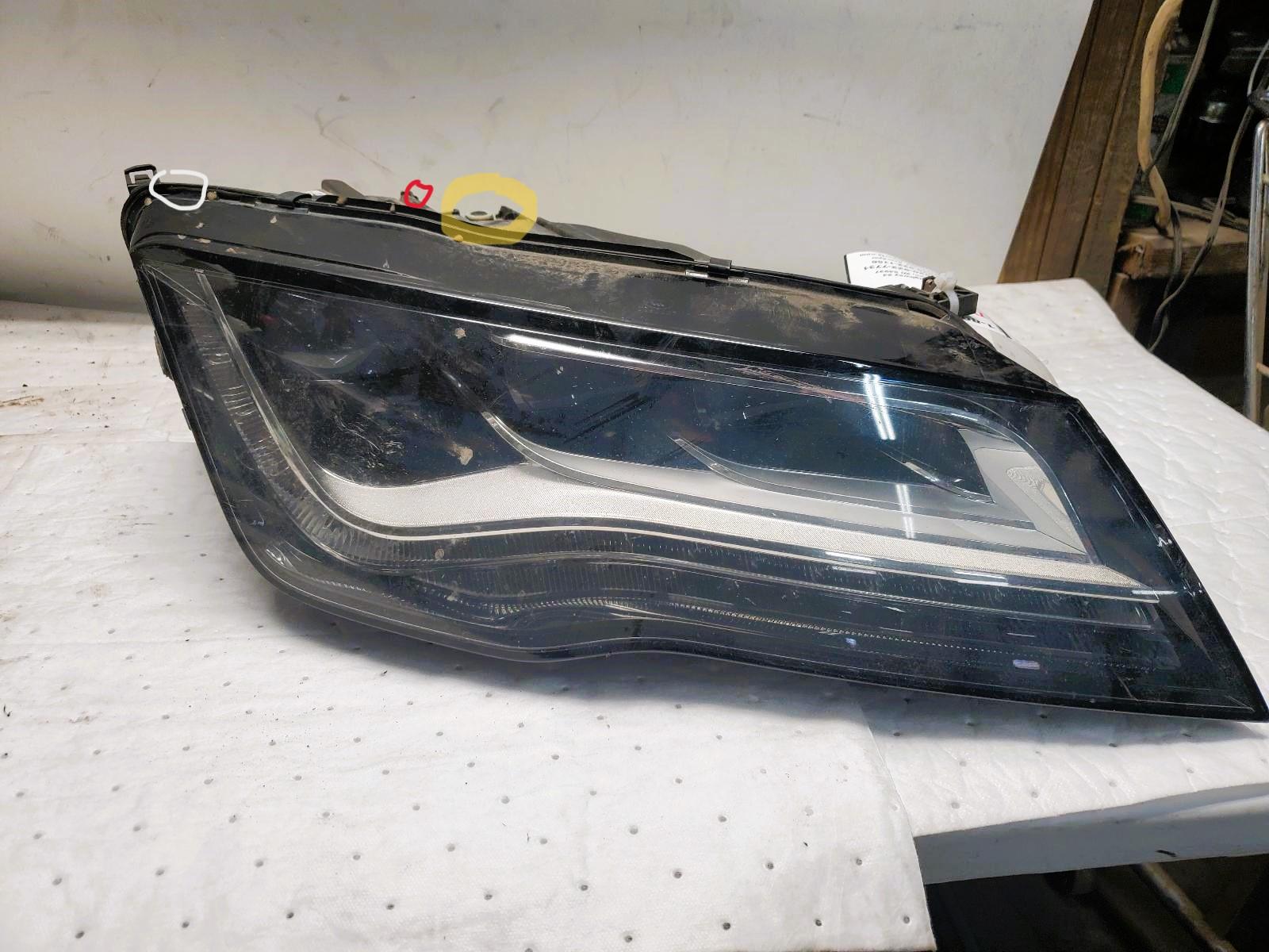 Headlight Assembly for Audi vehicles