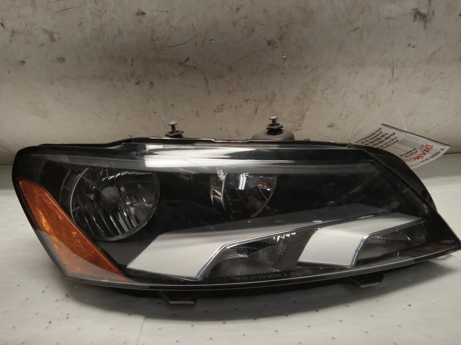 Headlight Assembly for Volkswagen vehicles