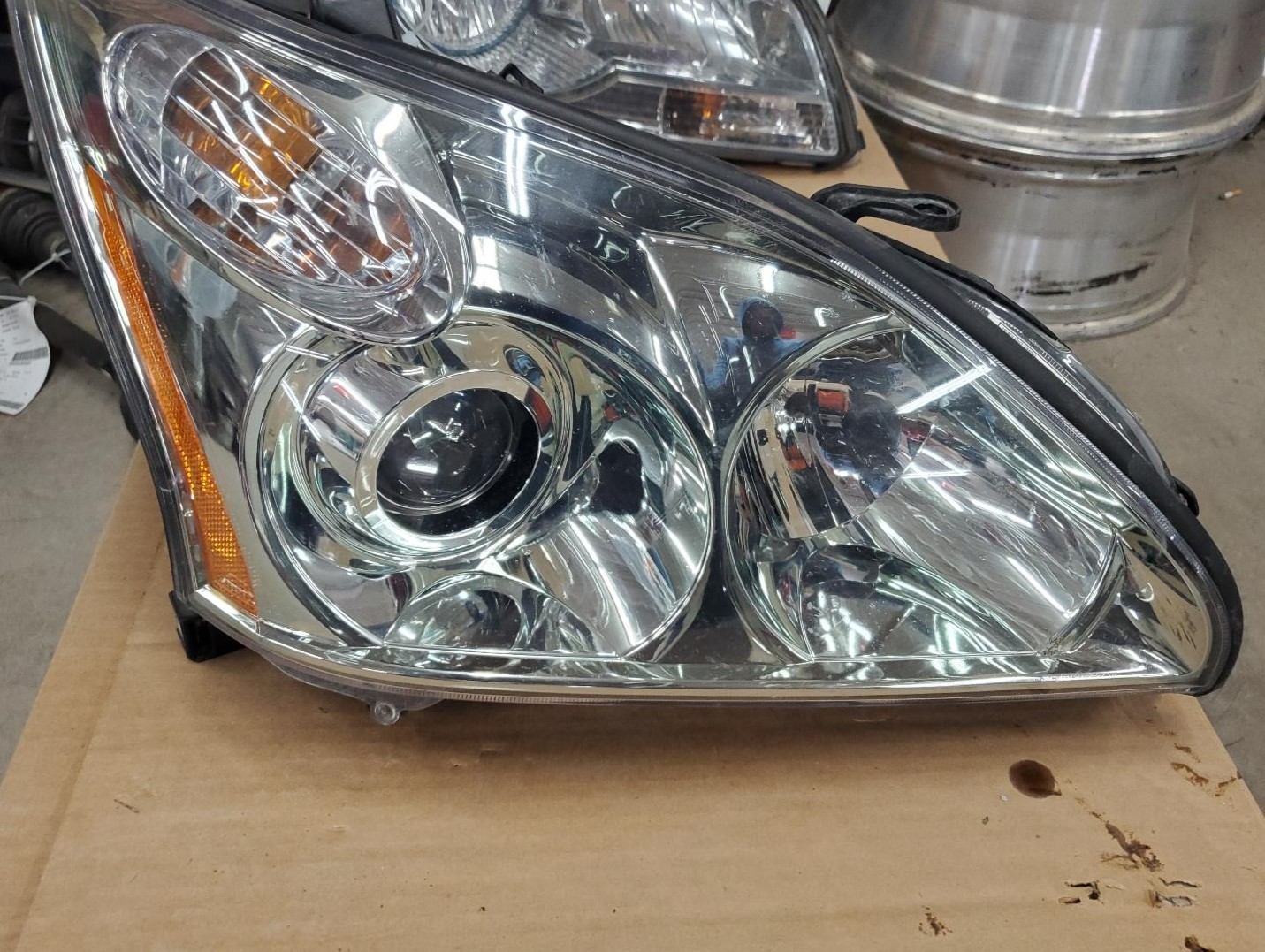 Headlight Assembly for Lexus vehicles