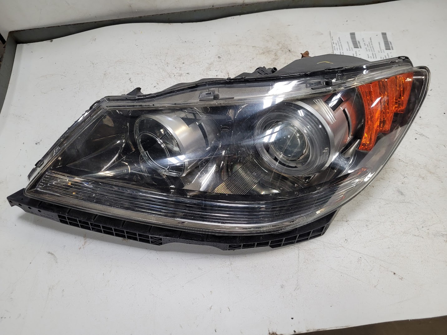 Headlight Assembly for Acura vehicles