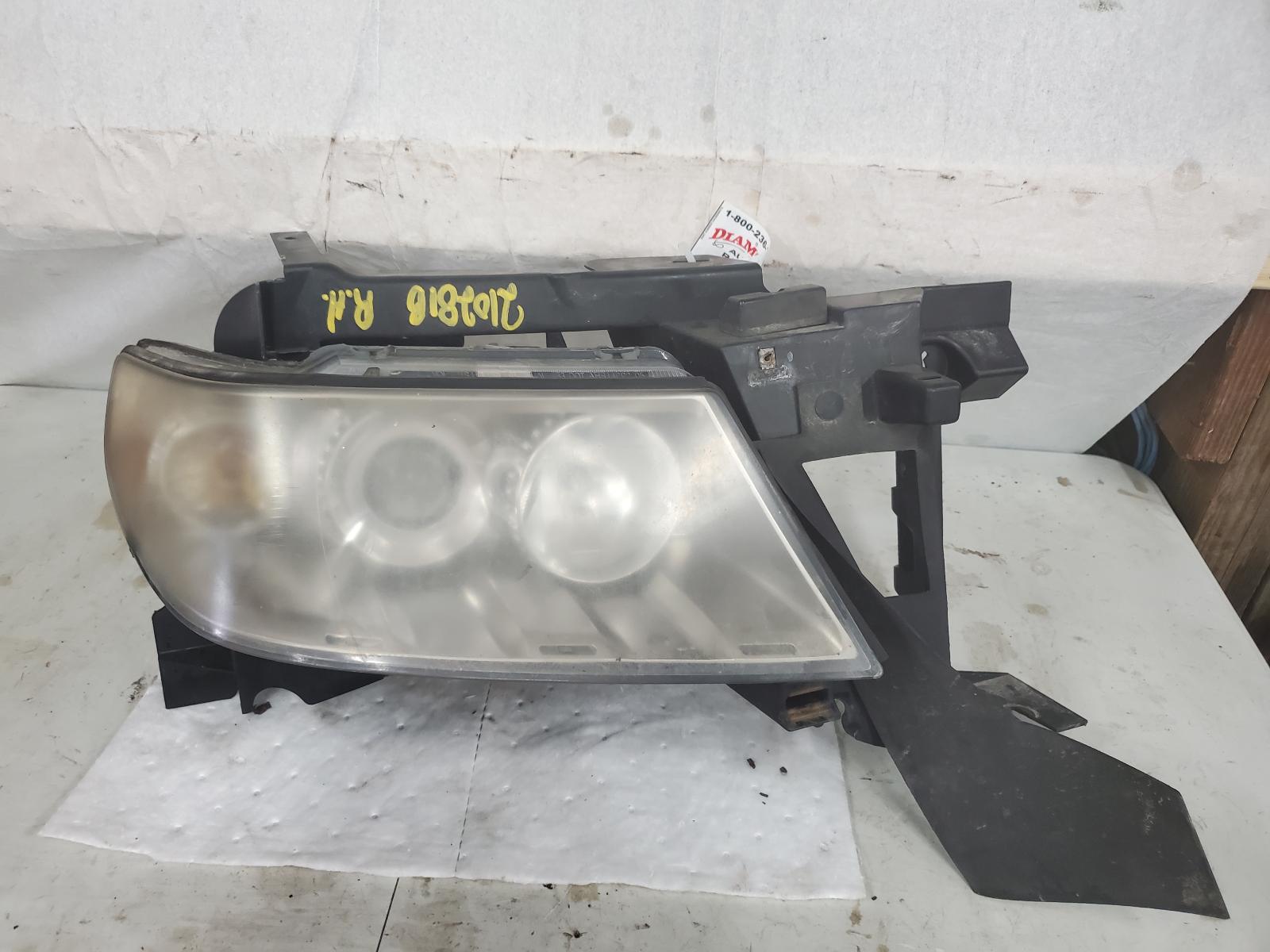 Headlight Assembly for Saab vehicles