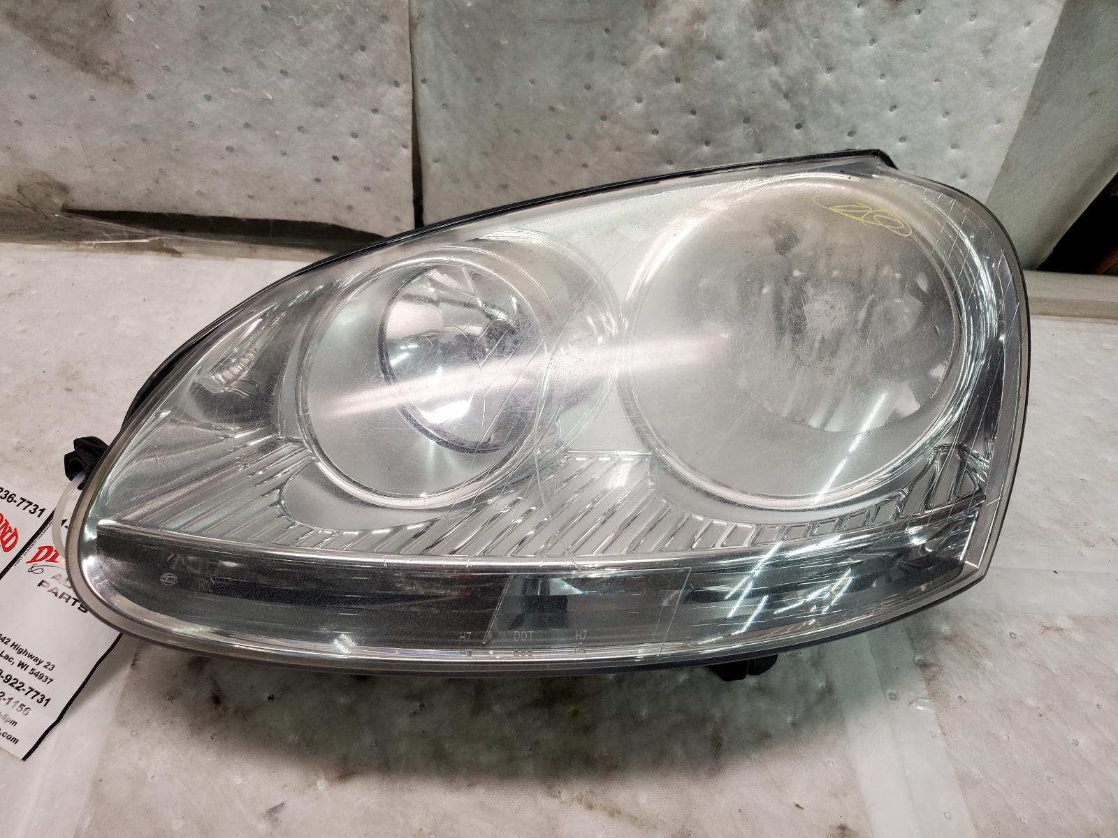 Headlight Assembly for Volkswagen vehicles