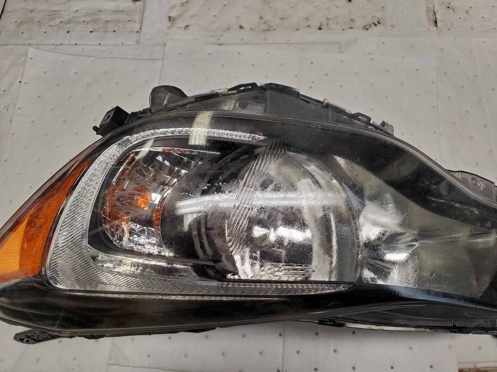 Headlight Assembly for Subaru vehicles