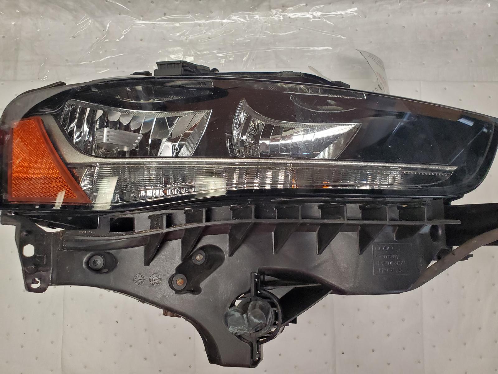 Headlight Assembly for Audi vehicles