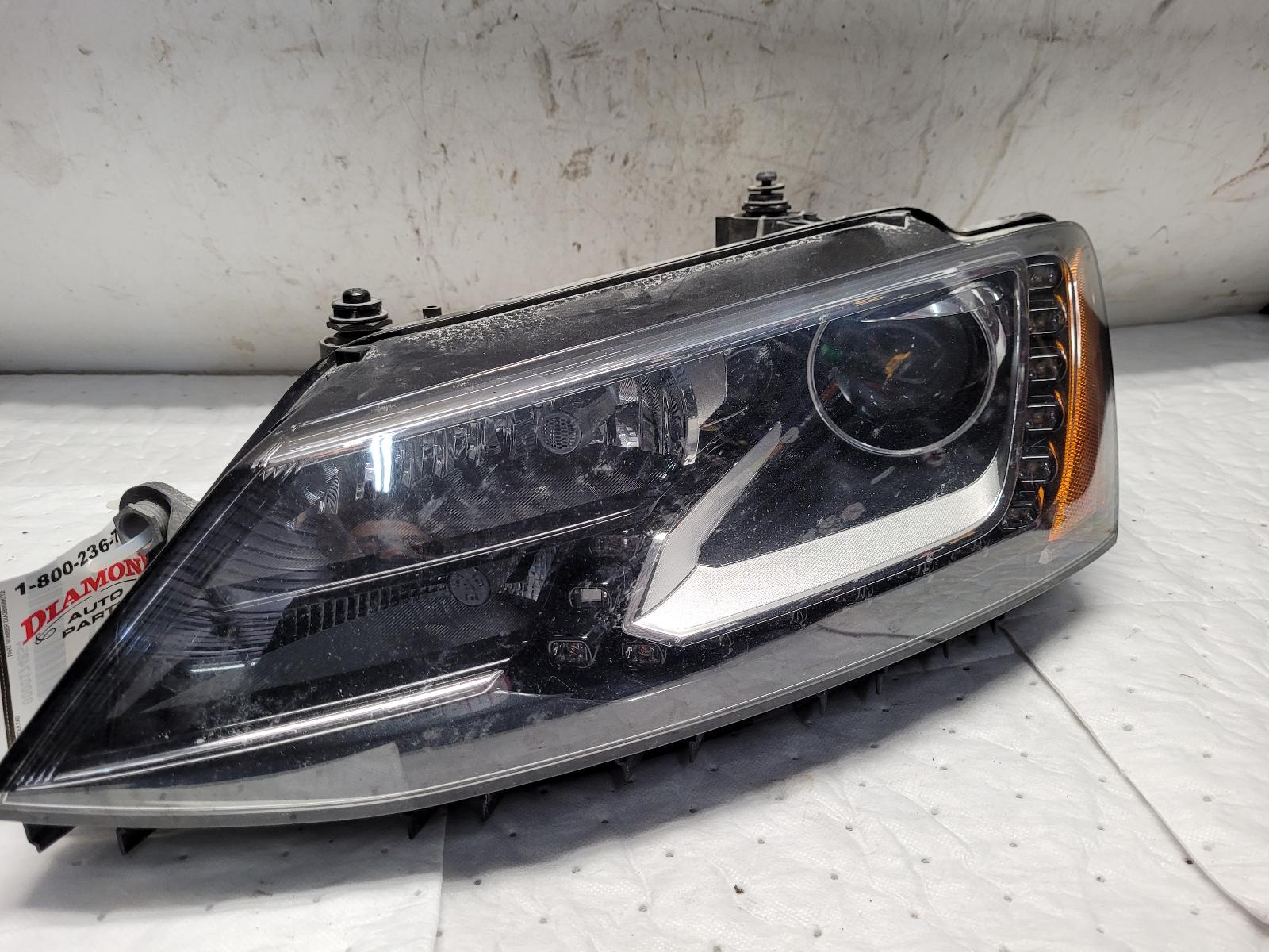 Headlight Assembly for Volkswagen vehicles