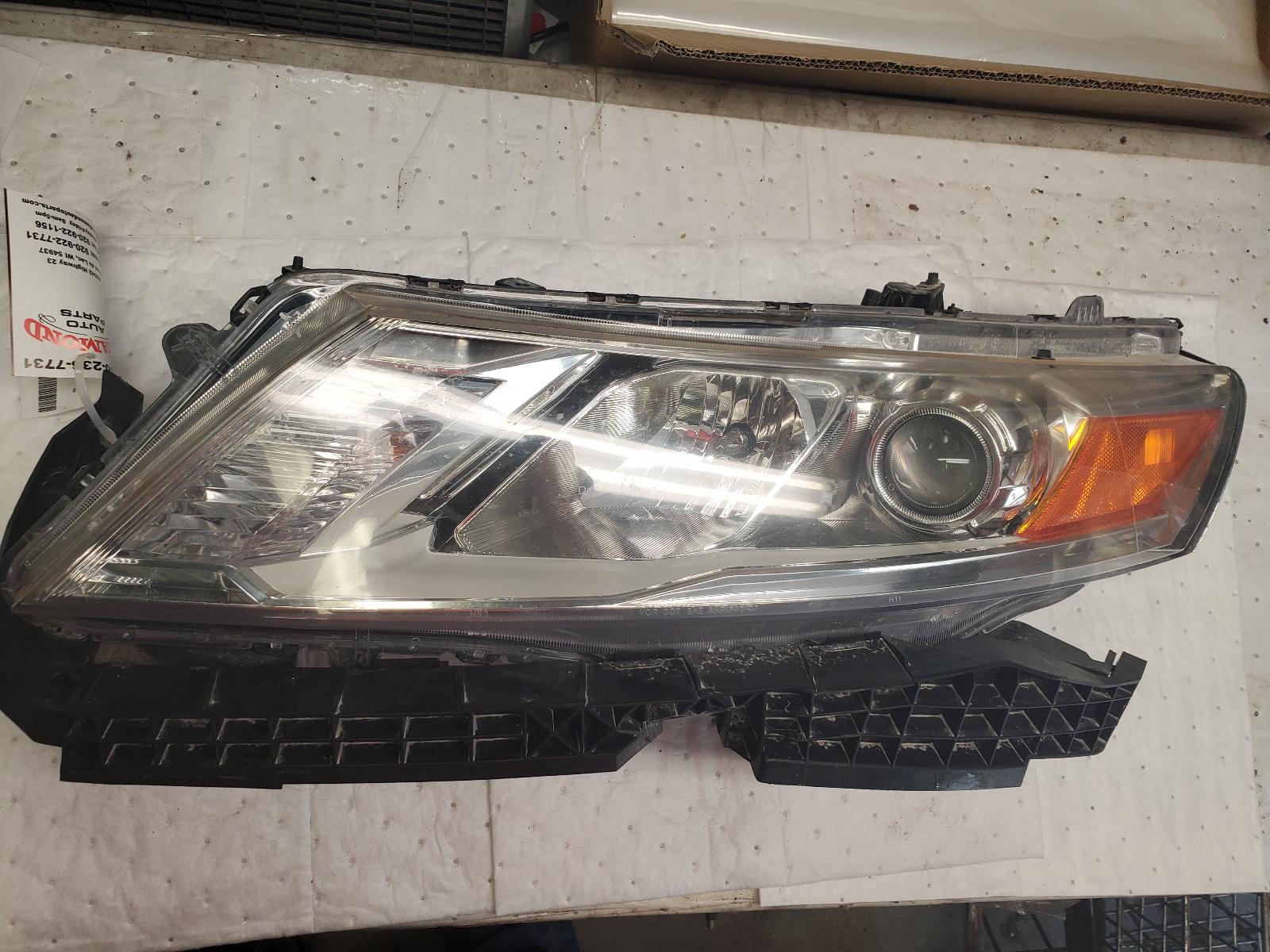 Headlight Assembly for Honda vehicles